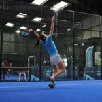 Marie Rondot smash au FIP Silver de Caen | Padel Magazine Marie Rondot smash au FIP Silver de Caen