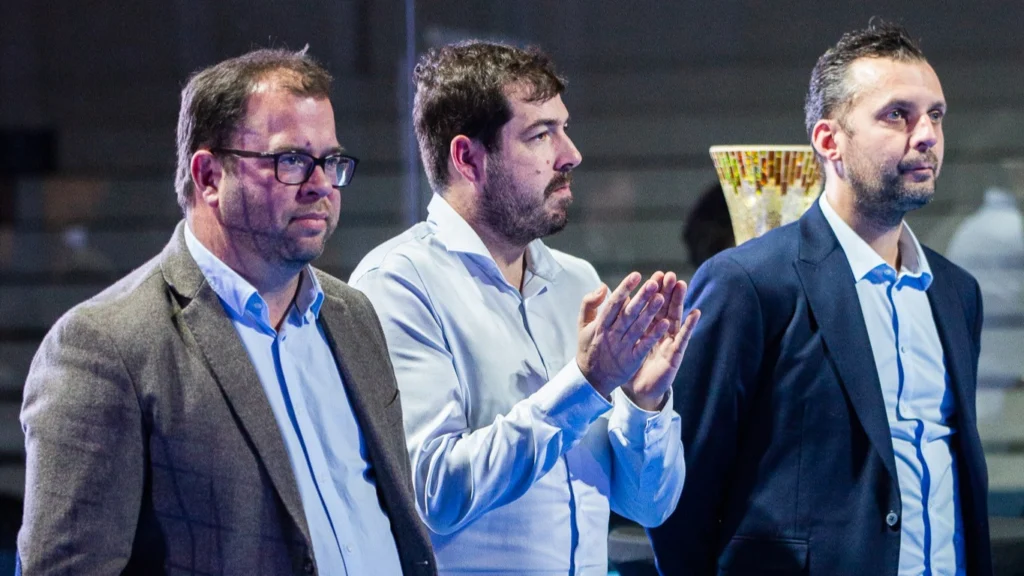 Viking Event – Thomas Lamora (strategia / marketing), Julien Georges (komunikacja / organizacja) i Jimmy Devaux (partnerstwa / VIP) | Padel Magazine Wydarzenie Viking – Thomas Lamora (strategia/marketing), Julien Georges (komunikacja/organizacja) i Jimmy Devaux (partnerstwa/VIP)