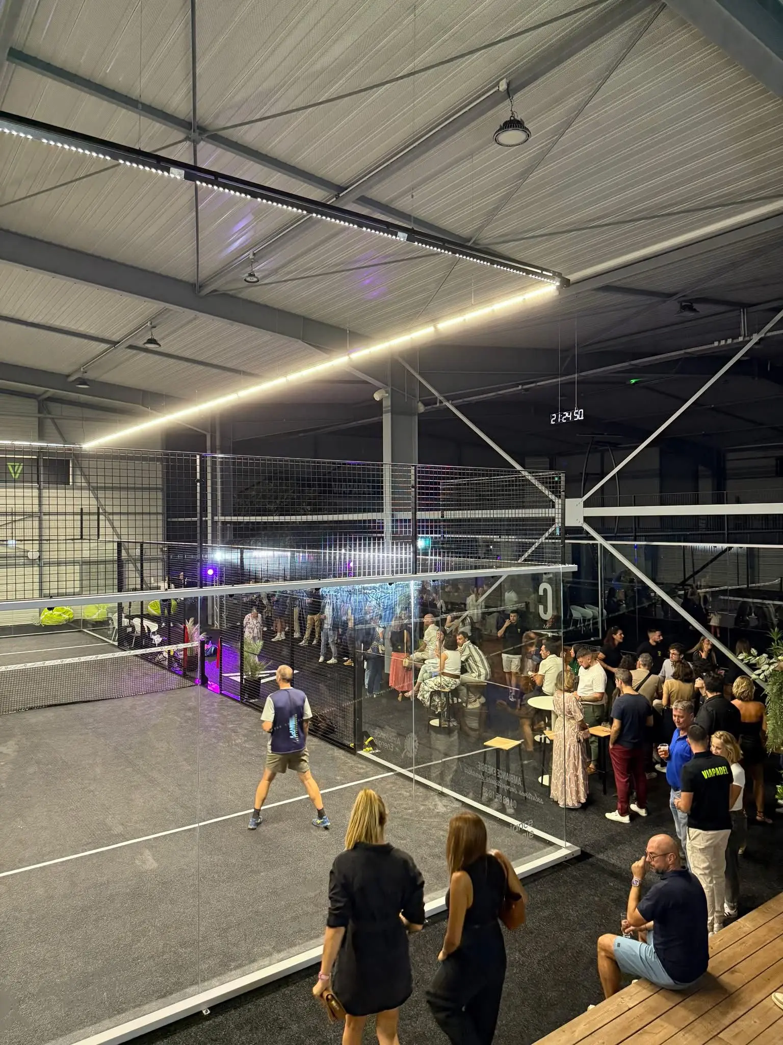 ViaPadel : de 10 équipes amateurs à une machine structurée | Padel Magazine ViaPadel : de 10 équipes amateurs à une machine structurée