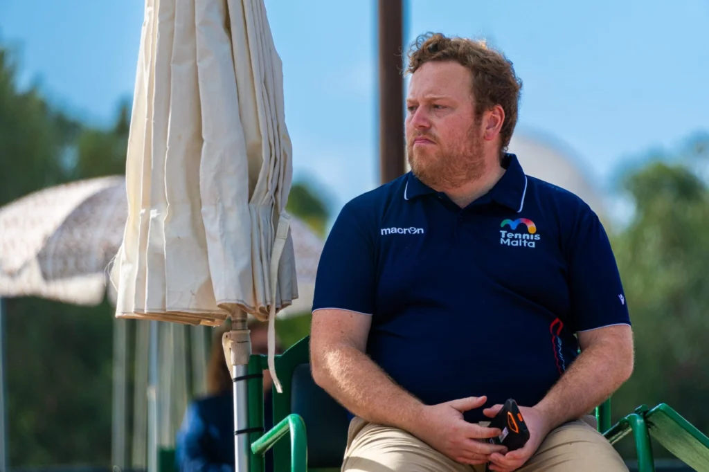 A la cadira d'àrbitre: Tom Durand-Viel, entre el tennis i el pàdel