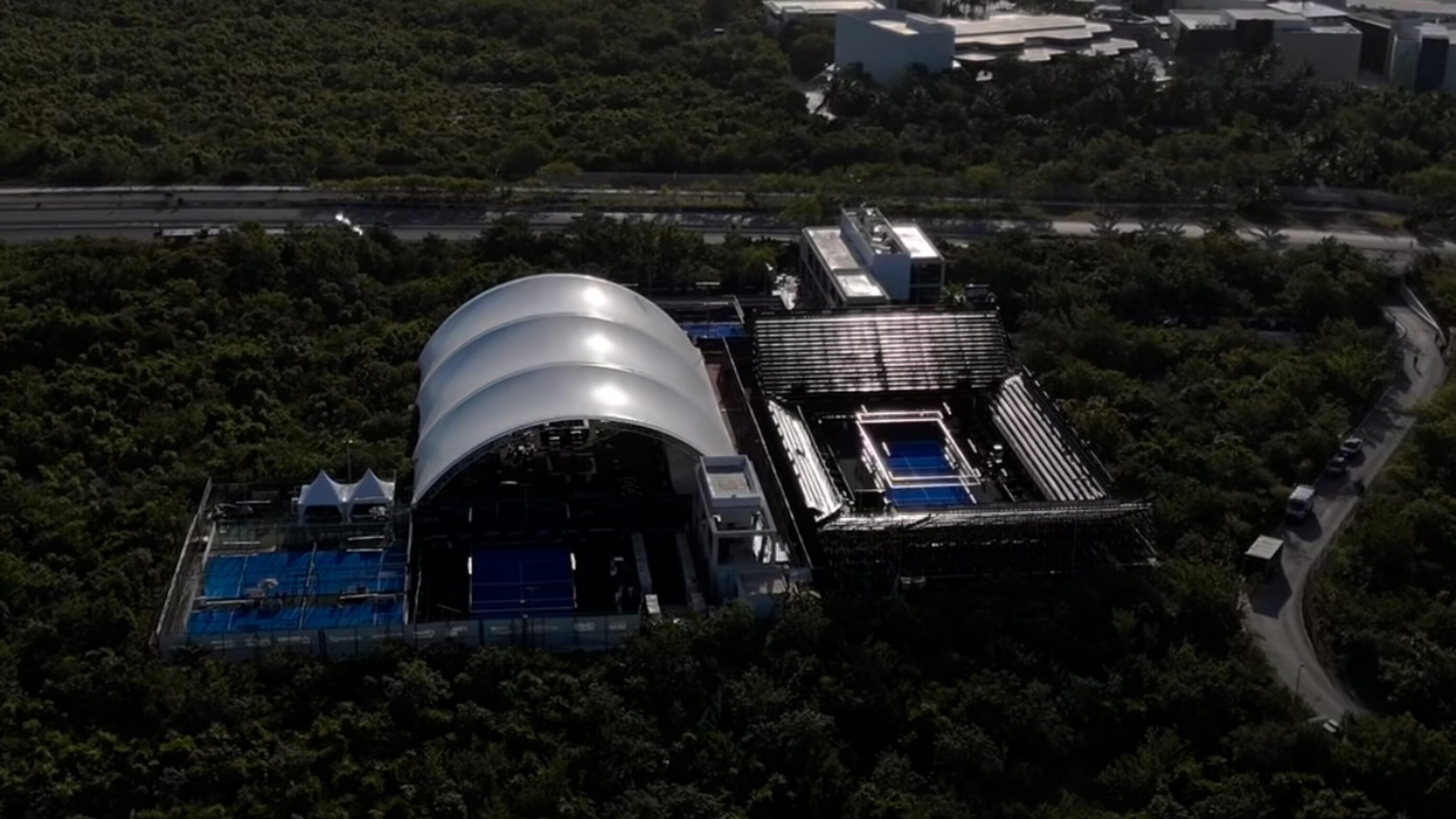 Cancún relance une vieille question : le padel professionnel a-t-il sa place en extérieur ?