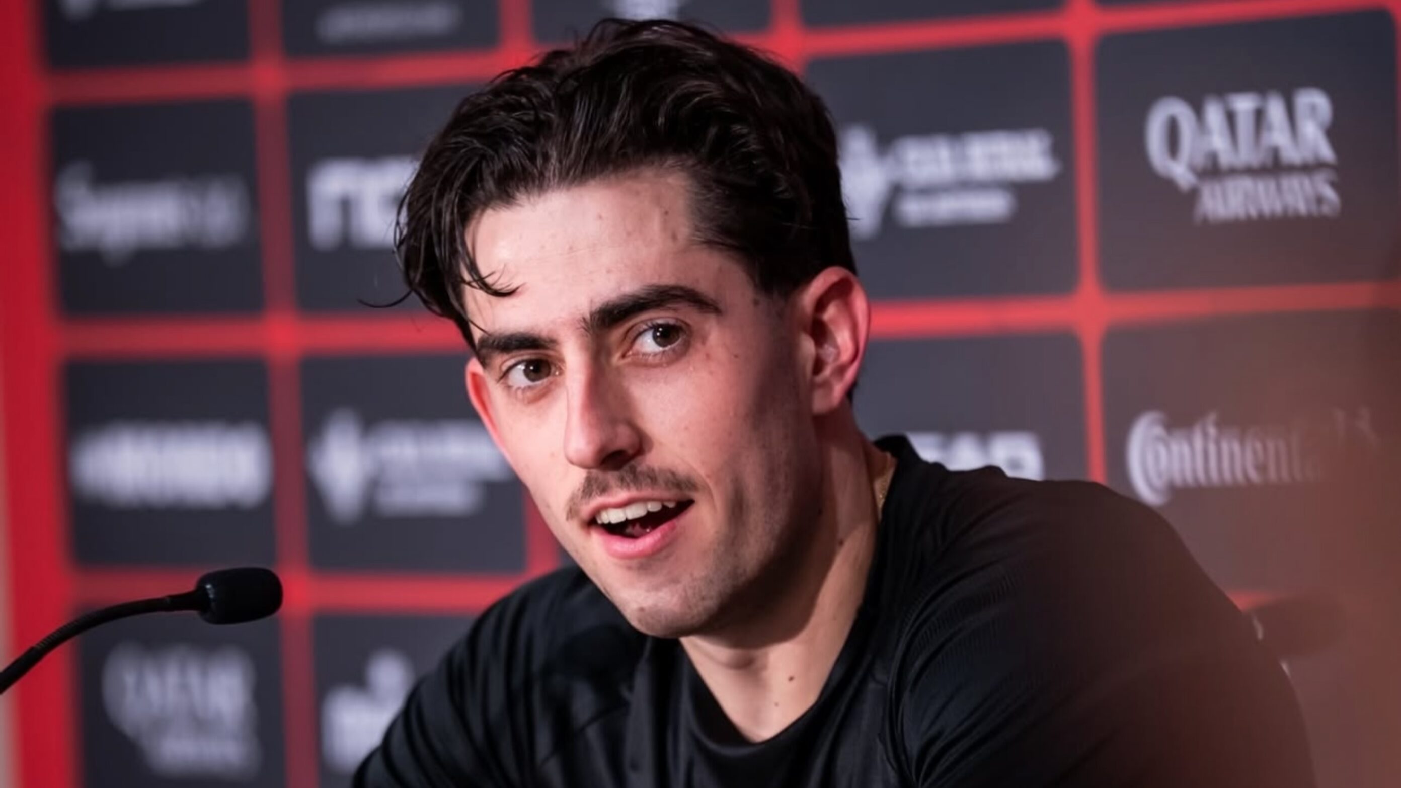 Jon Sanz sur le “classico” : “Ils sont au-dessus, presque dans une autre dimension”