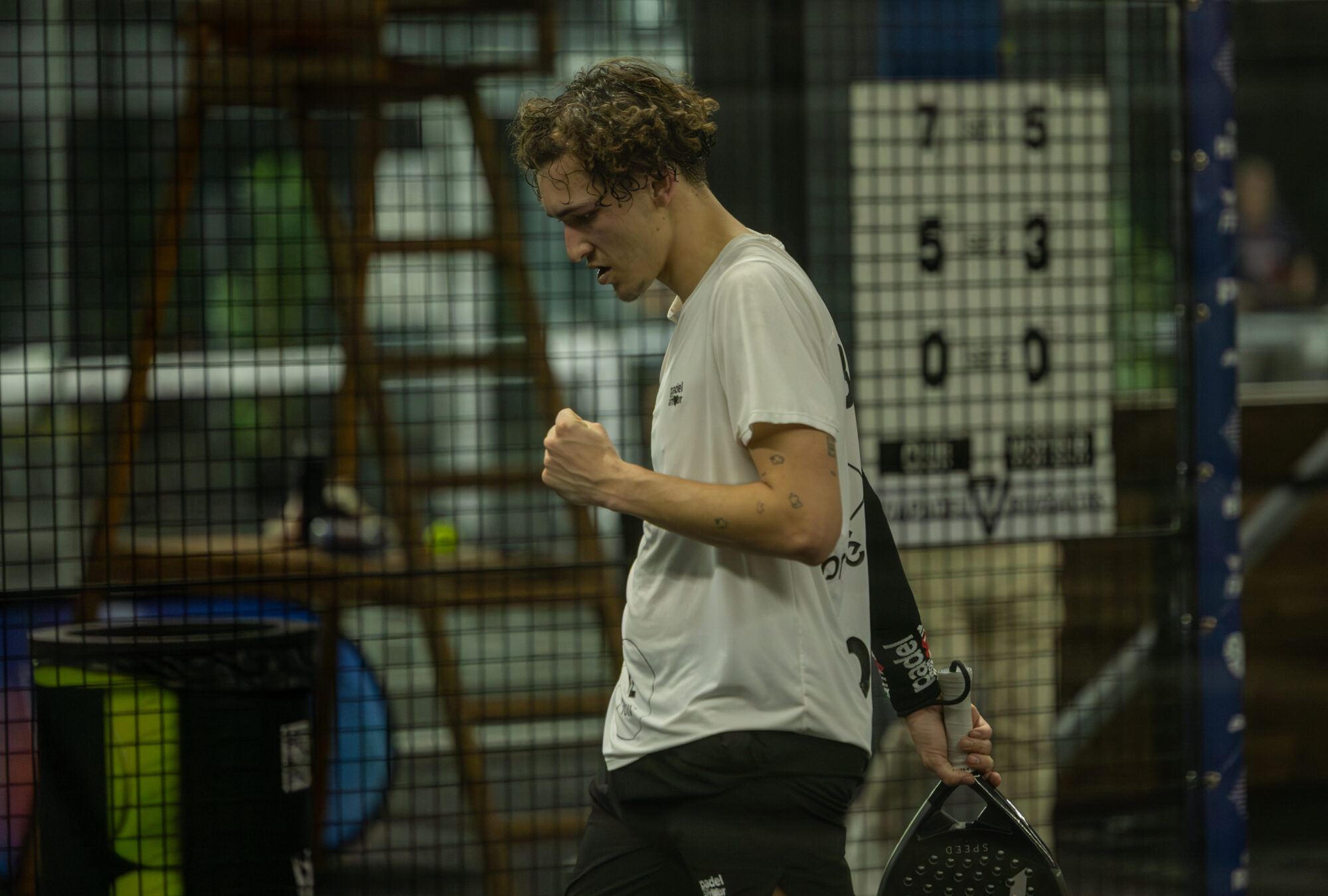 Natan Étienne : du tennis à la renaissance dans le padel