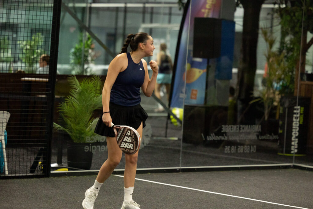 Lou Lambert Agosti : à 18 ans, une jeune Française qui prend déjà son envol sur le circuit international
