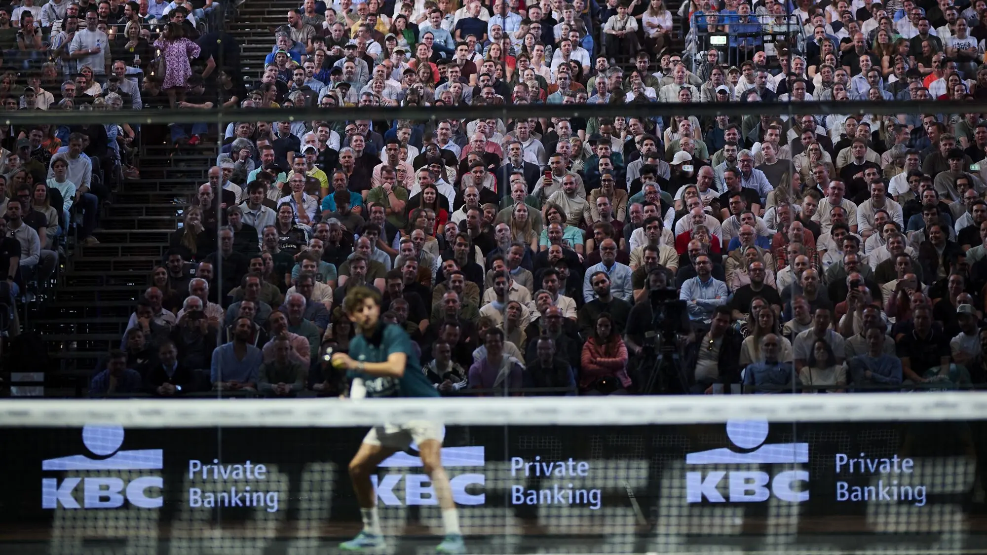 Bruxelles P2: Fuld tribune og stærke signaler til padel | Padel Magazine Bruxelles P2: Fuld tribune og stærke signaler til padel
