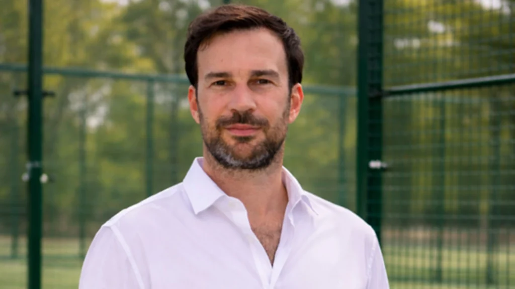 Victor Teboul, l’homme derrière les FIP Bronze et Silver de Marnes-la-Coquette veut poser les bases d’un rendez-vous durable en Île-de-France.