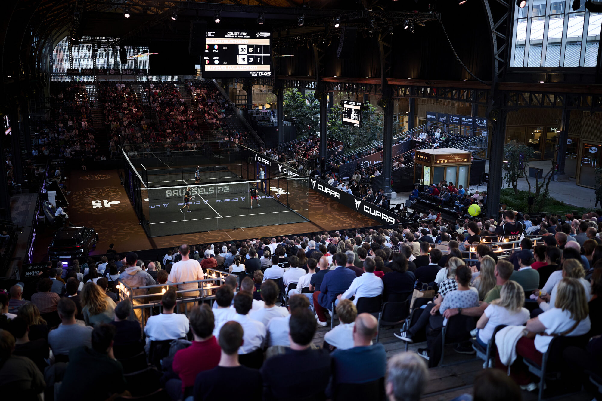 Bruxelles P2 : la Gare Maritime, un site unique qui redéfinit l’expérience du padel en Europe
