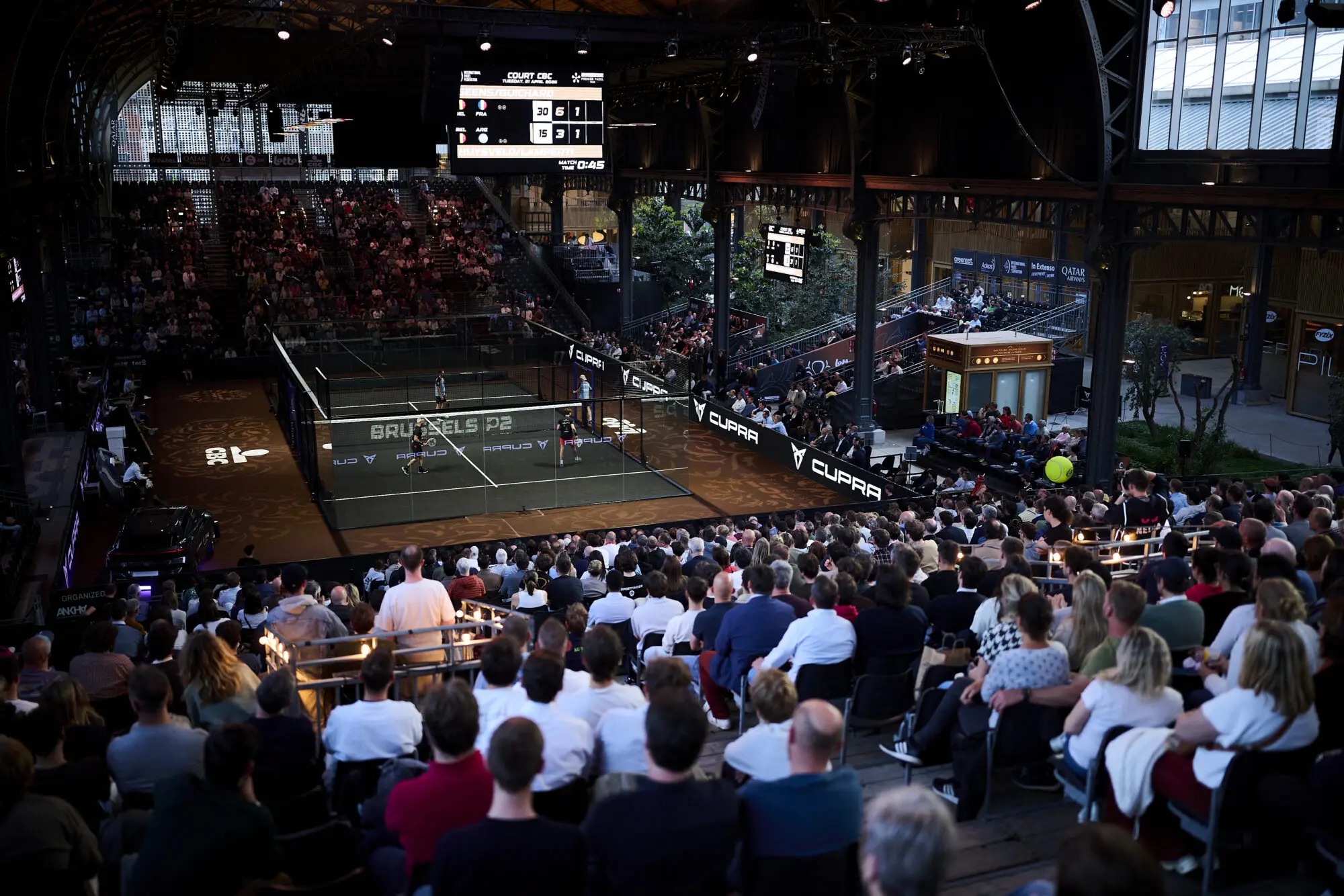 Bruxelles P2 : la Gare Maritime, un site unique qui redéfinit l’expérience du padel en Europe