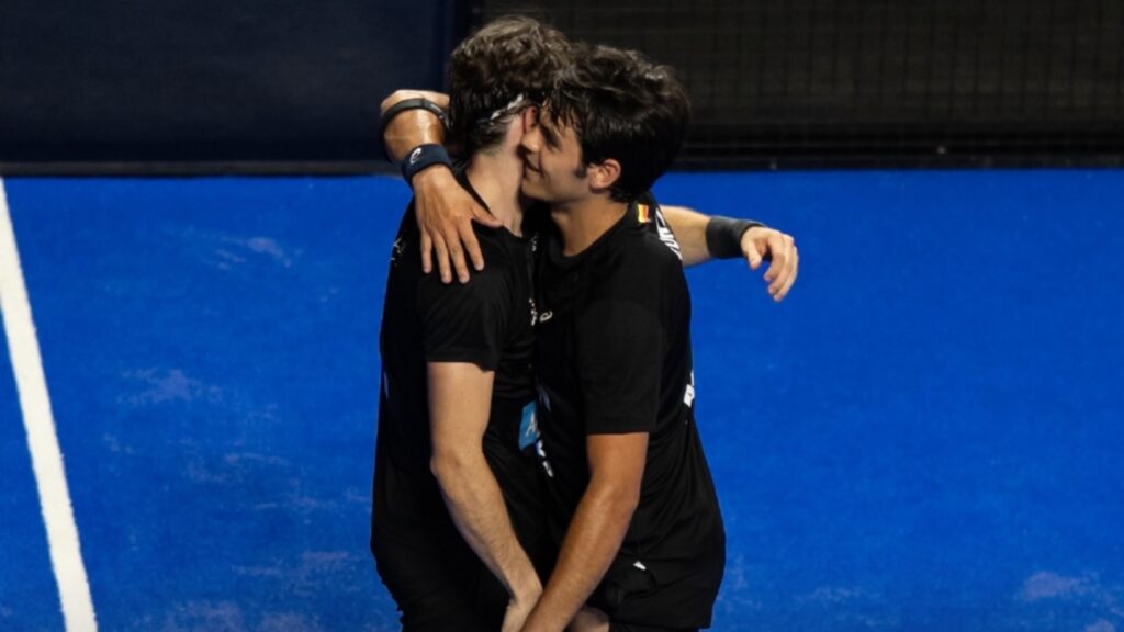 Newgiza P2 : Tello et Alonso stoppent l’épopée de Jensen et Hernández, les favoris au rendez-vous | Padel Magazine Newgiza P2 : Tello et Alonso stoppent l’épopée de Jensen et Hernández, les favoris au rendez-vous