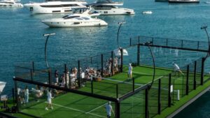 Le padel, nouveau moteur du tourisme sportif mondial