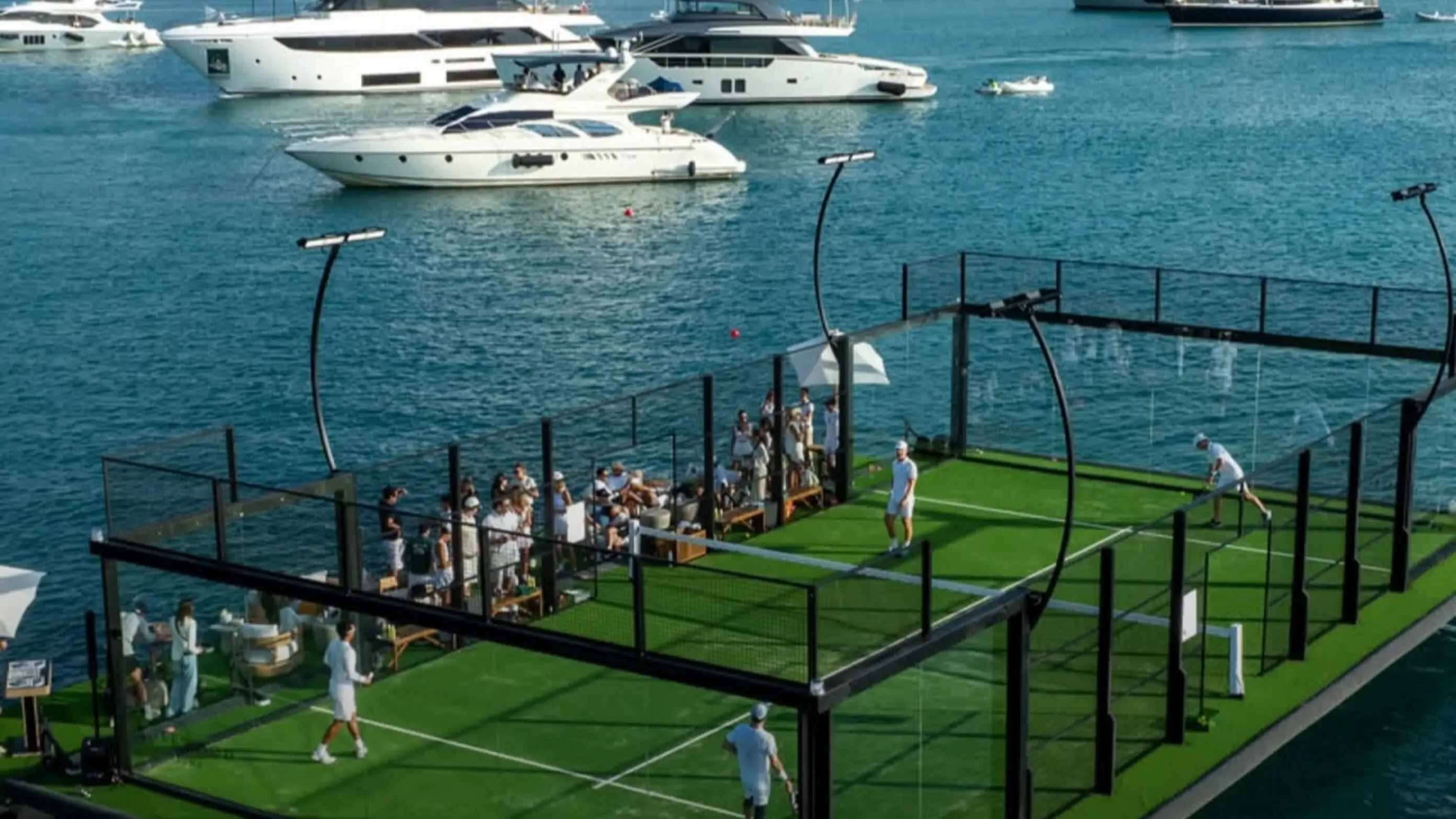 Le padel, nouveau moteur du tourisme sportif mondial