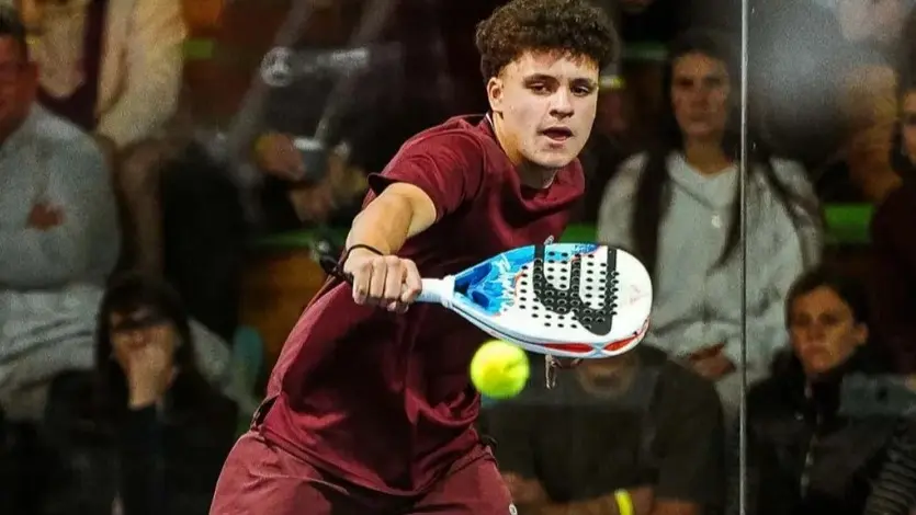 Santino Contreras 16 ans une première attendue sur le circuit Premier Padel argentine