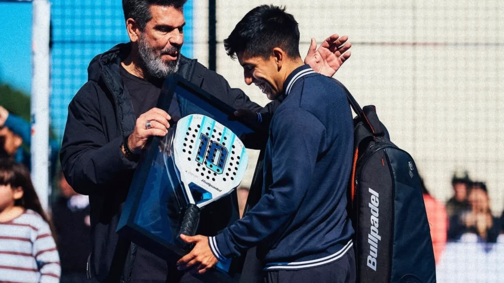 Bullpadel frappe fort avec ses raquettes “Argentine” : la collection qui enflamme Buenos Aires