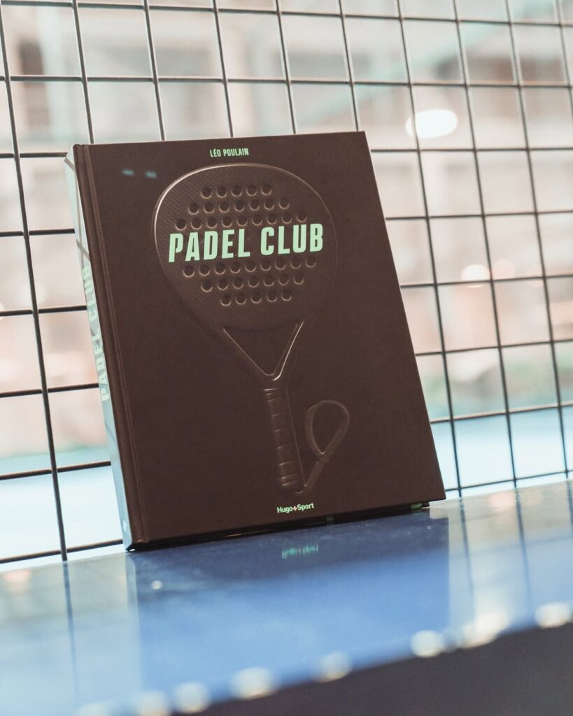 Léo Poulain de sceptique à passionné de padel, il raconte son parcours dans un livre atypique