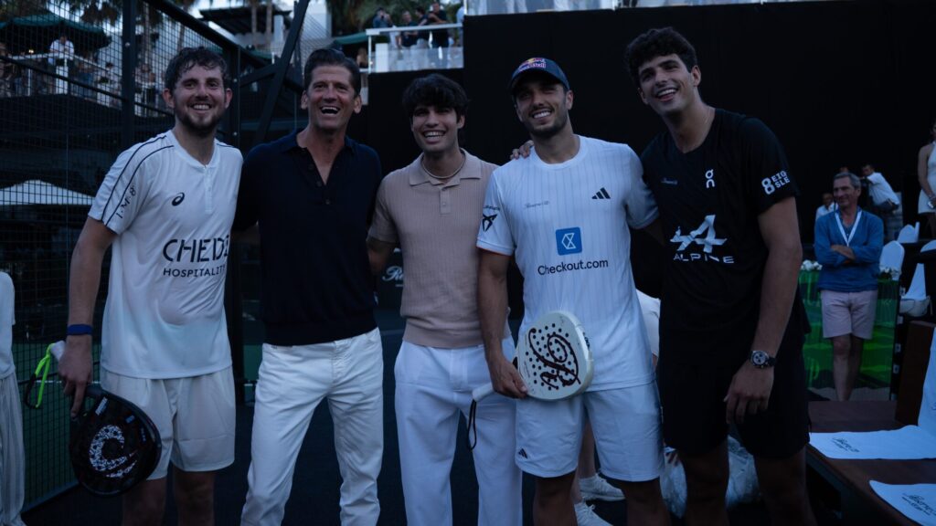 Reserve Cup Marbella : Alcaraz en invité surprise pour une première journée spectaculaire | Padel Magazine Reserve Cup Marbella : Alcaraz en invité surprise pour une première journée spectaculaire
