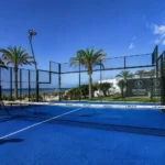 Où jouer au padel à Fuerteventura : le guide complet 2026 des clubs, tarifs et réservations