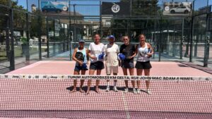P1000 dames Hauts de Nîmes : Bougon et Gontier s’imposent en patronnes