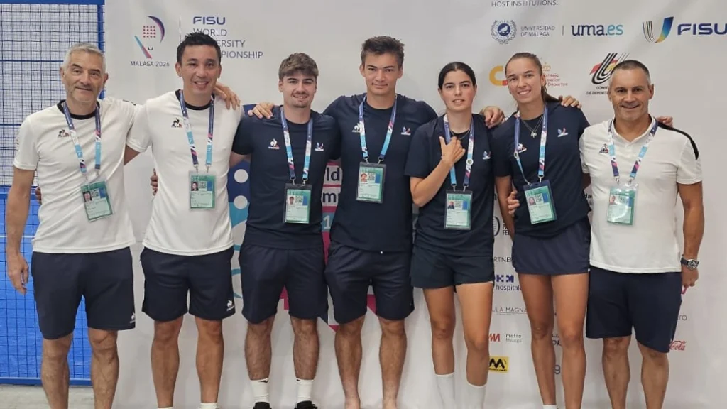 Premiers Championnats du monde universitaires de padel : les Bleus démarrent fort à Malaga