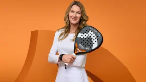 CRIVIT muscle son offre padel avec une collection développée aux côtés de Stefanie Graf