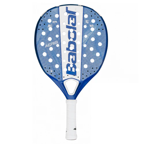 Sininen padelmaila, jossa on valkoinen ote ja pistekuvioinen pinta Babolat tuotemerkin.