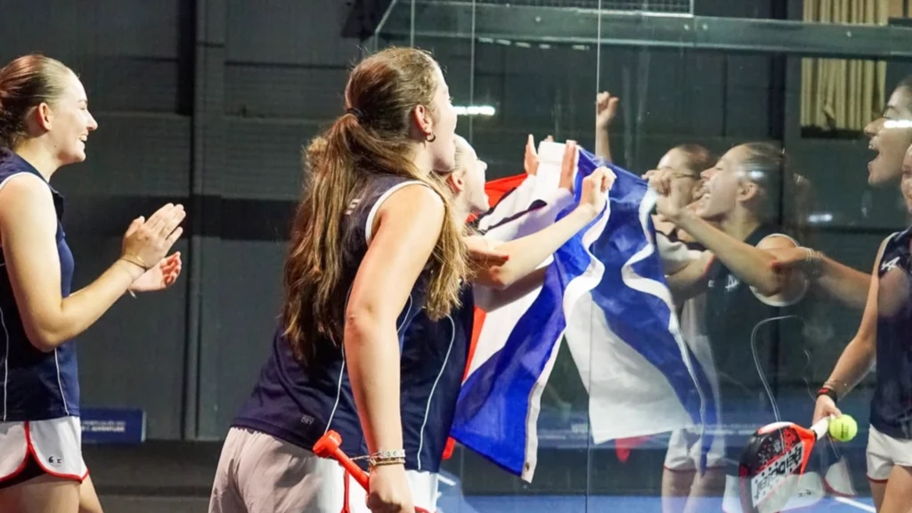 Euro Juniors 2026 : les Bleuets en demi-finales, les Bleuettes joueront la 5e place