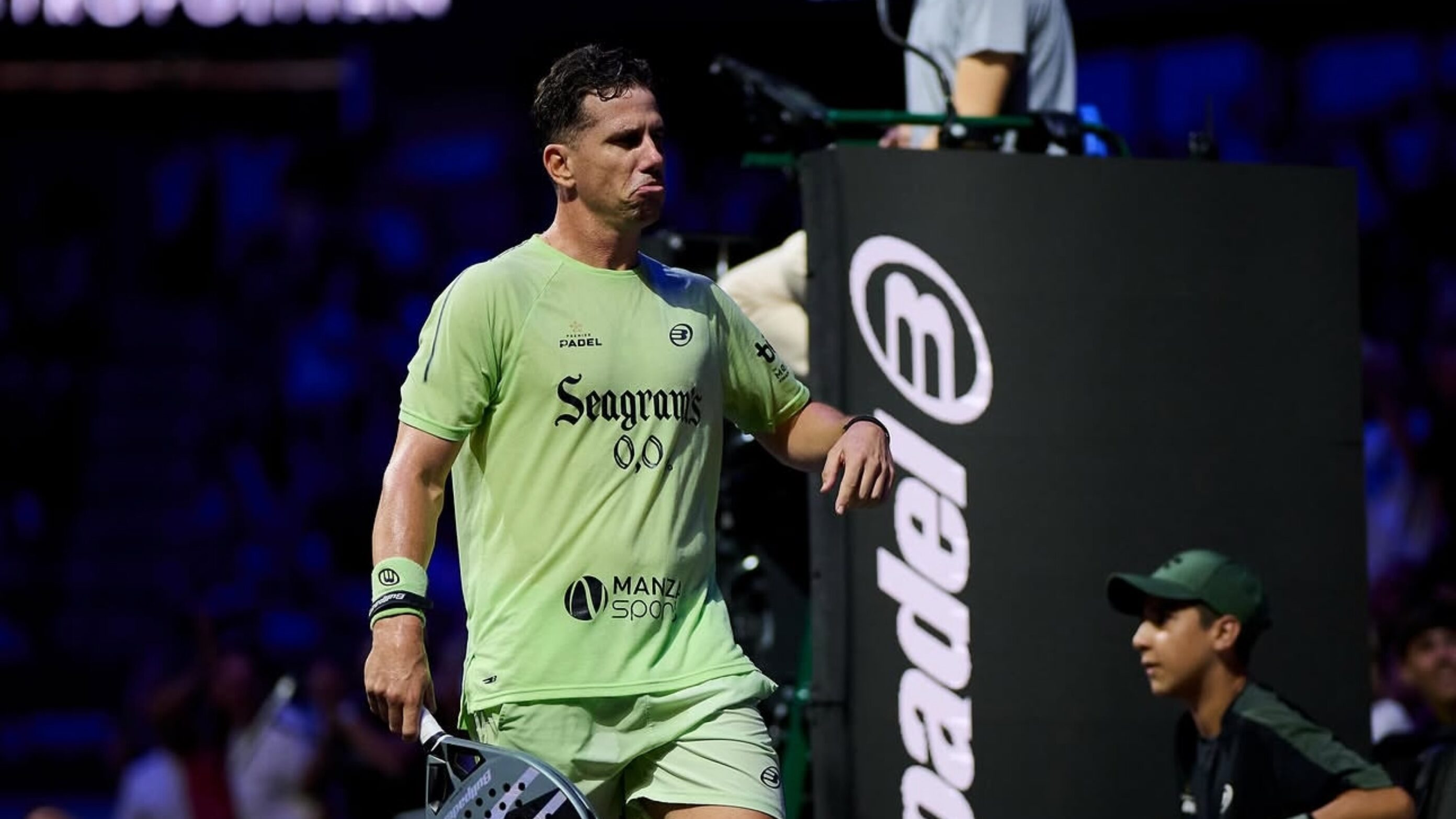 « Ce n'est plus du padel » : Pretoria rallume le débat sur la vitesse du jeu | Padel Magazine « Ce n'est plus du padel » : Pretoria rallume le débat sur la vitesse du jeu