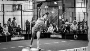 De kiné à joueuse de padel à 100 % : Clara Mansart change de vie et lance son pari dès le Fip Brone Marnes II