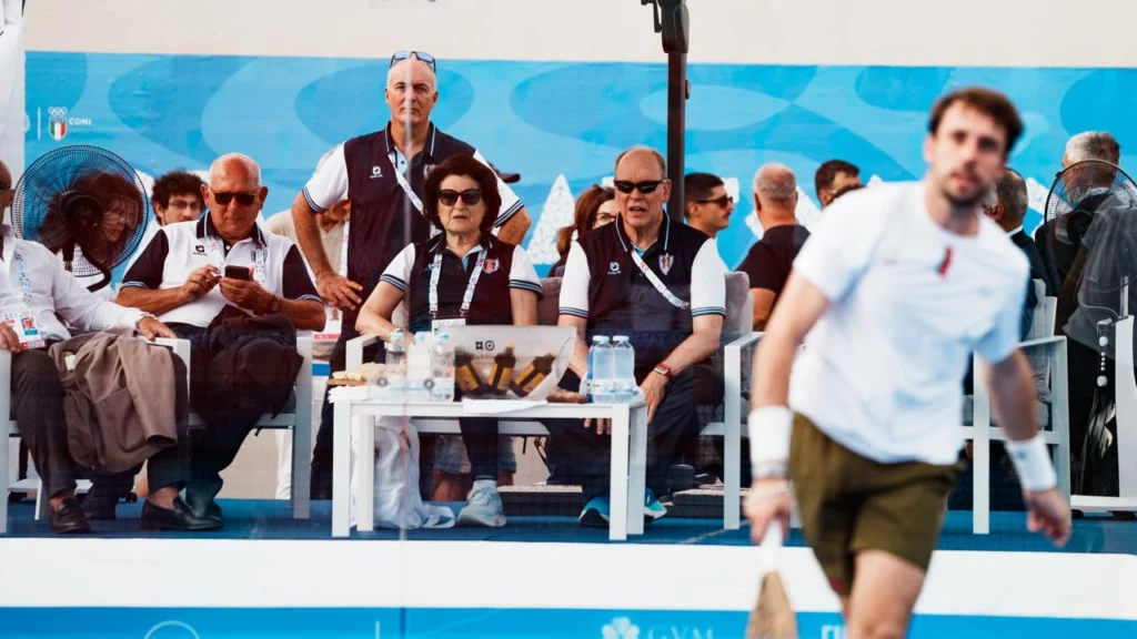 Jeux Méditerranéens : le Prince Albert II au toss de Fonteny / Boronad face aux frères Deus | Padel Magazine Jeux Méditerranéens : le Prince Albert II au toss de Fonteny / Boronad face aux frères Deus