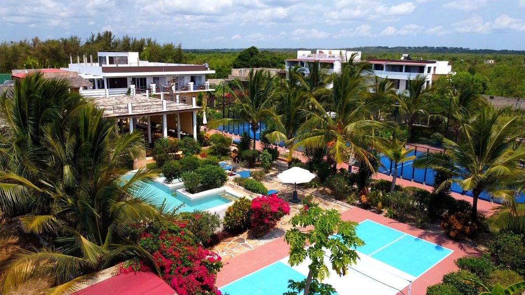 Zanzibar Padel : giocare a padel a 400 metri dalle spiagge dell'Oceano Indiano | Padel Magazine Zanzibar Padel : giocare a padel a 400 metri dalle spiagge dell'Oceano Indiano