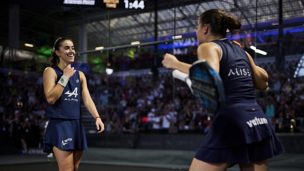 Martina Calvo bat un record historique : à 18 ans, elle devient la plus jeune joueuse à remporter un tournoi professionnel de padel | Padel Magazine Martina Calvo bat un record historique : à 18 ans, elle devient la plus jeune joueuse à remporter un tournoi professionnel de padel