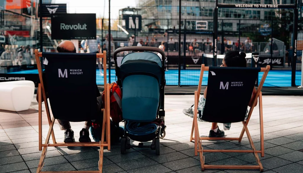 À Munich, le padel s’installe au cœur de l’aéroport : trois pistes et déjà 5 000 visiteurs