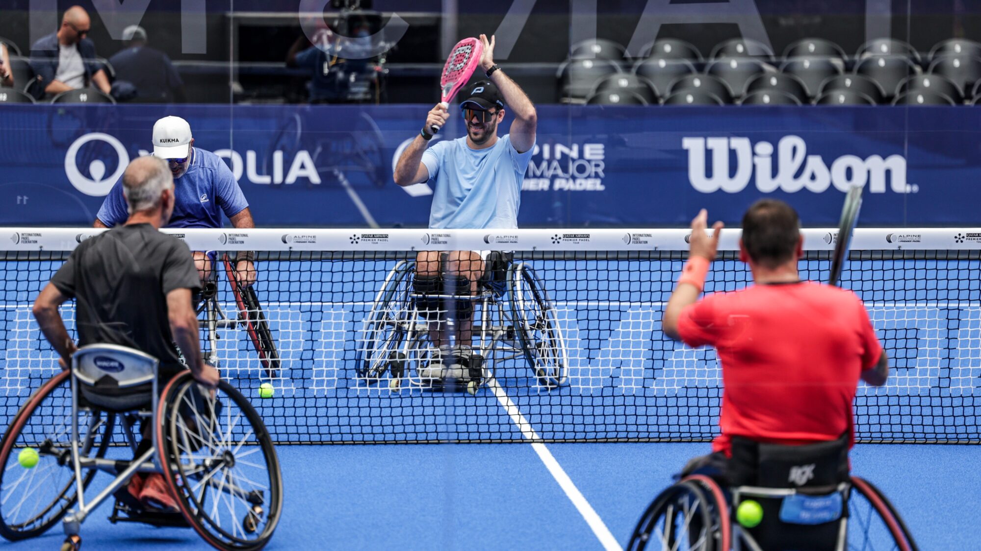Dorian Navarro : « Si vous ne pouvez plus jouer debout, le padel-fauteuil est une solution » | Padel Magazine Dorian Navarro : « Si vous ne pouvez plus jouer debout, le padel-fauteuil est une solution »