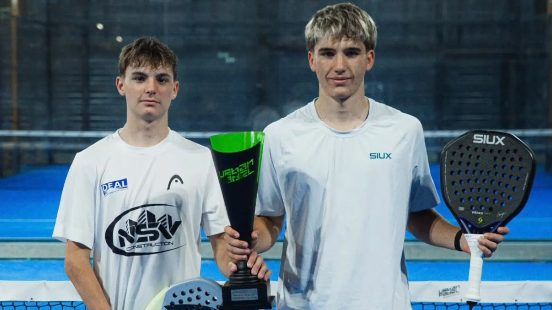 Au terme d'une grosse bataille Bernard et Peloux renversent Lelarge / Du Gardin pour s'offrir le titre au P1000 UrbanPadel Clermont-Ferrand