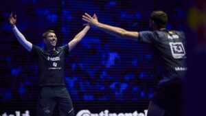 Madrid P1: 16-14 en el tie-break, cinco puntos de partido desperdiciados y luego victoria, Jofre/Bautista pasan a semifinales.