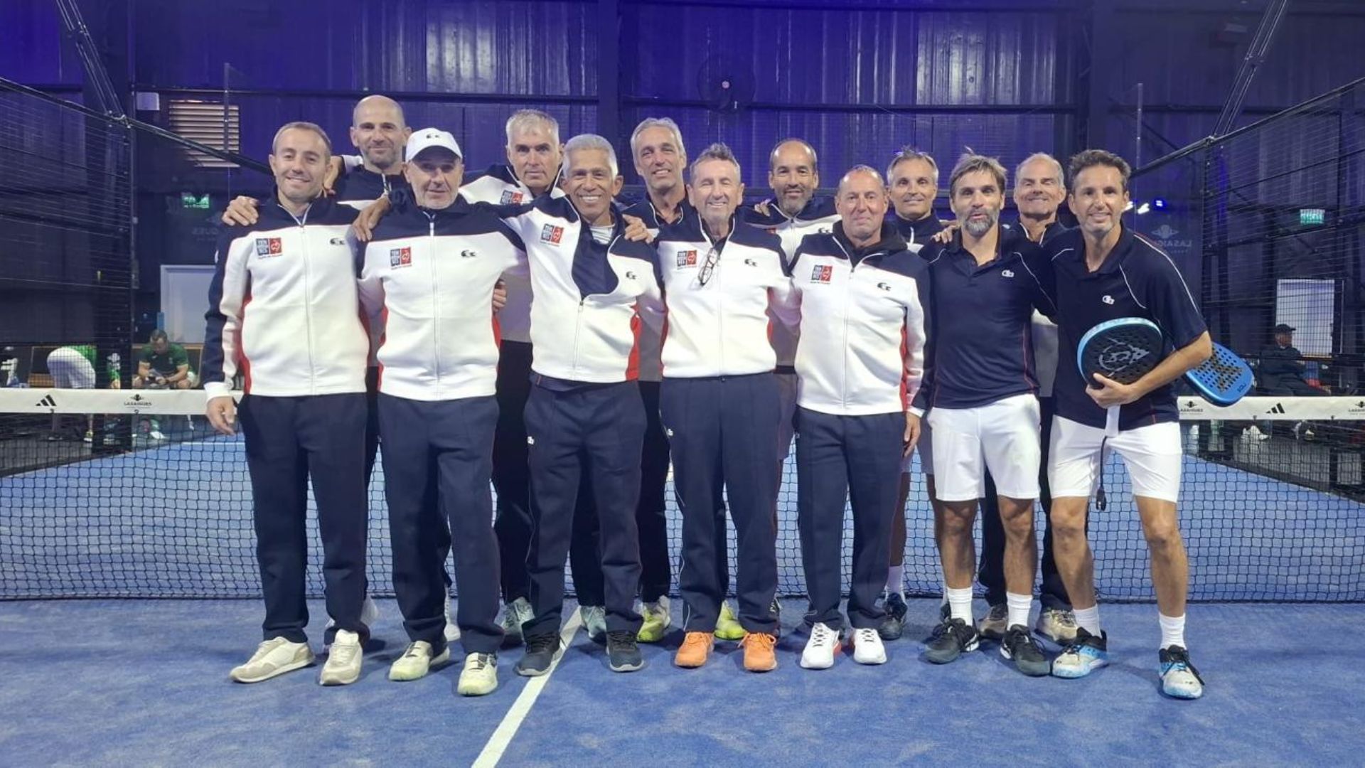 Mondiaux Seniors les Bleus stoppés par lEspagne une médaille de bronze reste à aller chercher | Padel Magazine Mondiaux Seniors : les Bleus stoppés par l’Espagne, une médaille de bronze reste à aller chercher