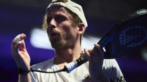 Clément Geens : « Chaque semaine, presque tout le monde perd » dans le padel professionnel