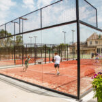 GARDEN TENNIS CLUB_ © Camille Plichard_10 ANS_SEPTEMBRE 2026 12 | Padel Magazine Le Garden Tennis Club de Cabourg poursuit son renouveau avec trois nouveaux terrains et une école de padel