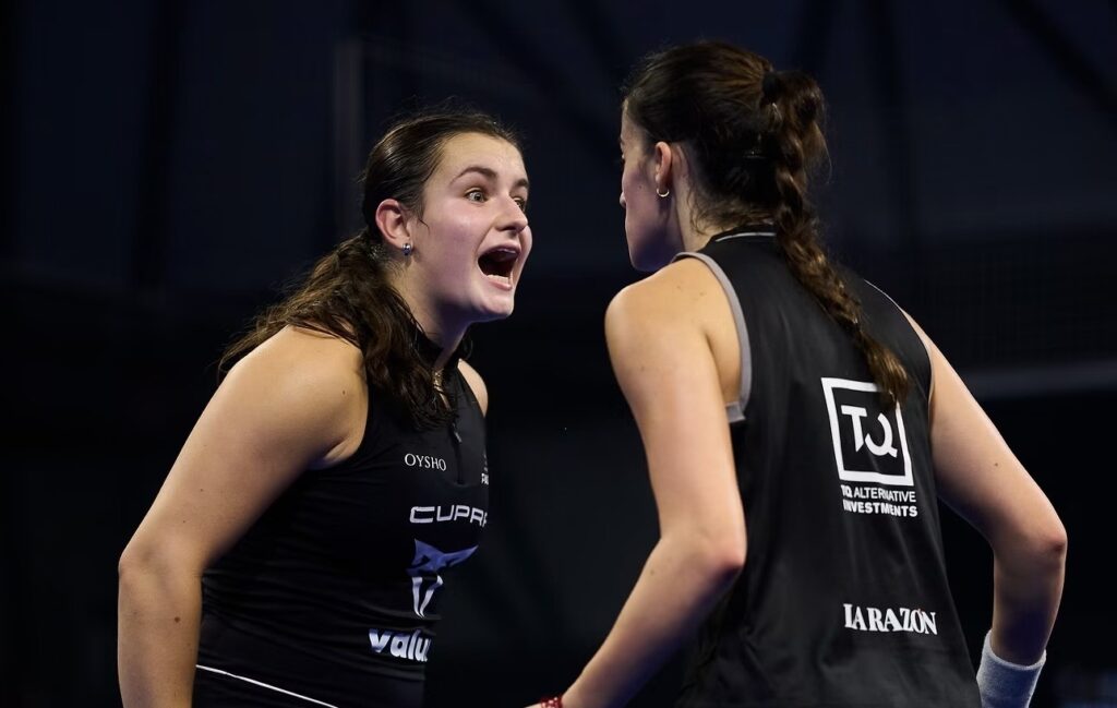 Fernández / Calvo infligent une nouvelle correction à leurs anciennes partenaires | Padel Magazine Fernández / Calvo infligent une nouvelle correction à leurs anciennes partenaires