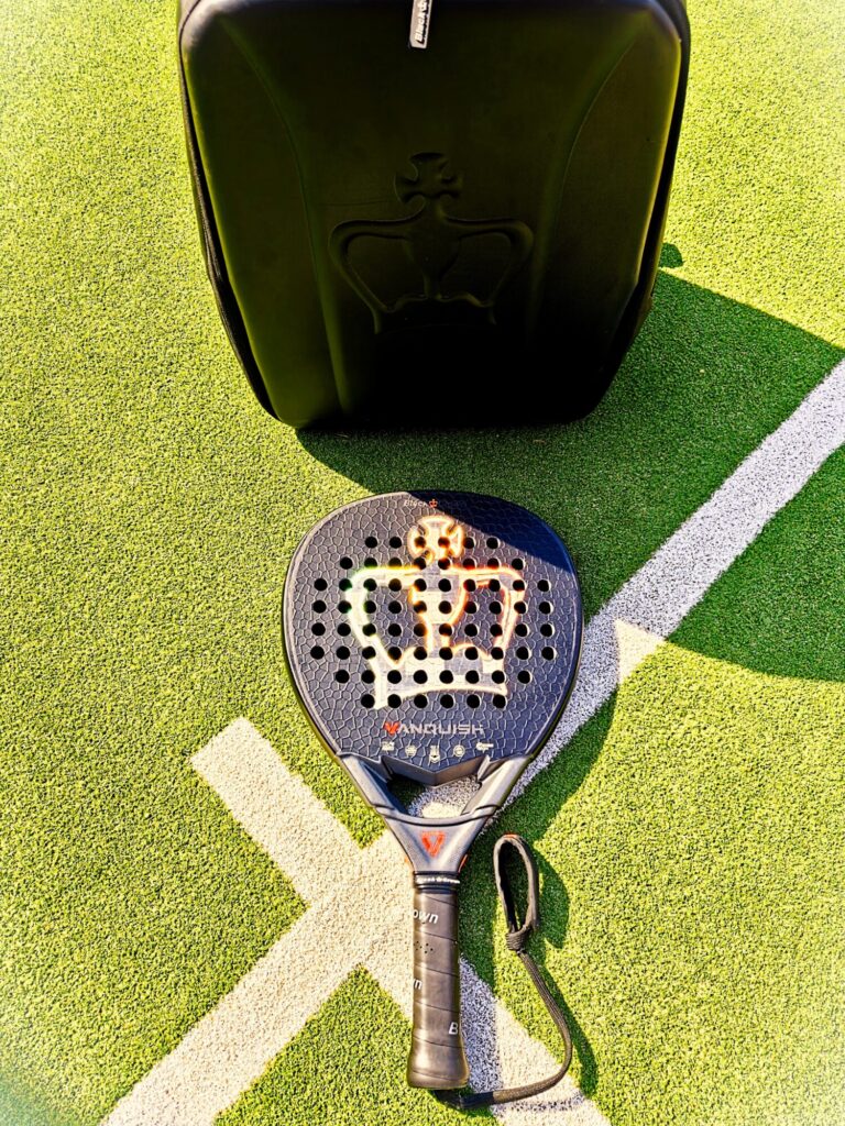 Black Crown Vanquish 2026 : le couronnement final | Padel Magazine Black Crown Vanquish 2026 : le couronnement final