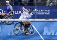 Dorian Navarro : « Si vous ne pouvez plus jouer debout, le padel-fauteuil est une solution »