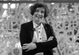 María José Gómez: "A Espanha se tornou o destino número 1 para descobrir o padel em família ou a negócios."